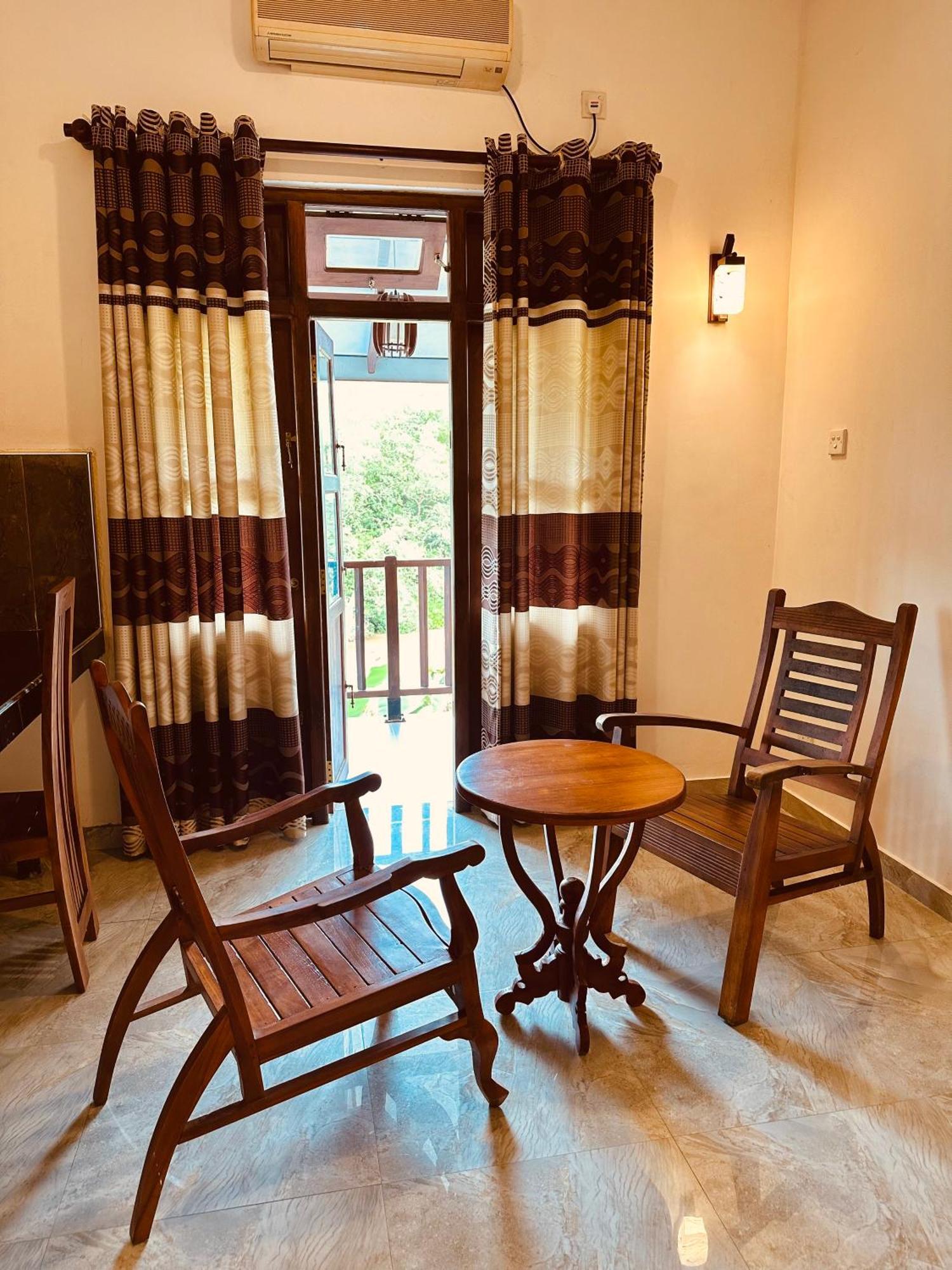 ווליגאמה Riverwood Villa מראה חיצוני תמונה